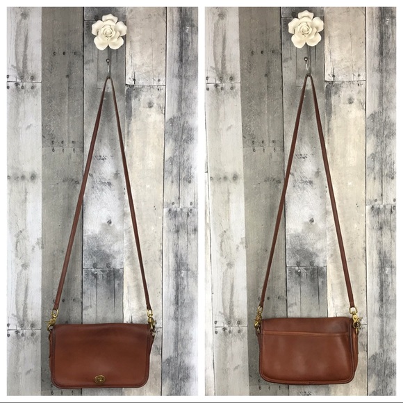 Coach Handbags - Vintage Coach Brown Leather Crossbody Bag EUC
